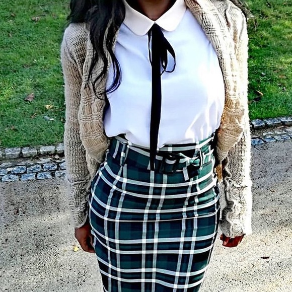 Zara Dresses & Skirts - ZARA PLAID MIDI SKIRT